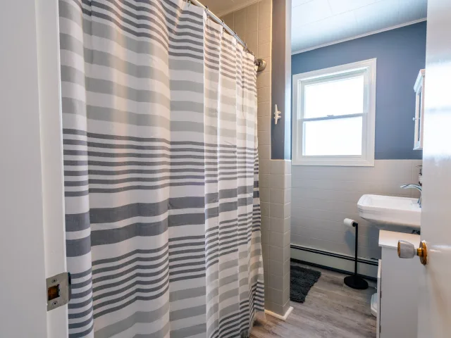 Furnished 3BR Ocean-View Home | Utilities Included | Taxi Service Available